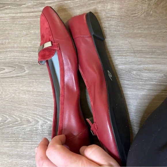 CALVIN KLEIN Red Belicia Loafers Flats Sz 9 Shoes Preppy Classic Ruby Slippers​​ - Picture 7 of 10